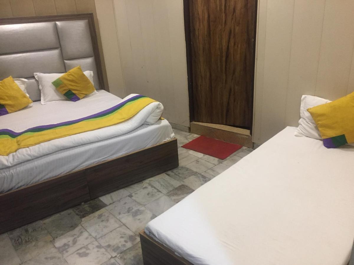 Fabhotel Dm Residency Амритсар Экстерьер фото