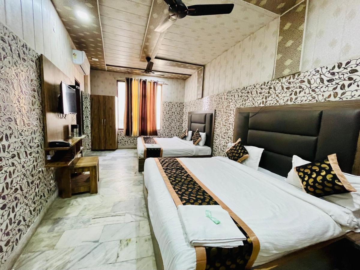 Fabhotel Dm Residency Амритсар Экстерьер фото