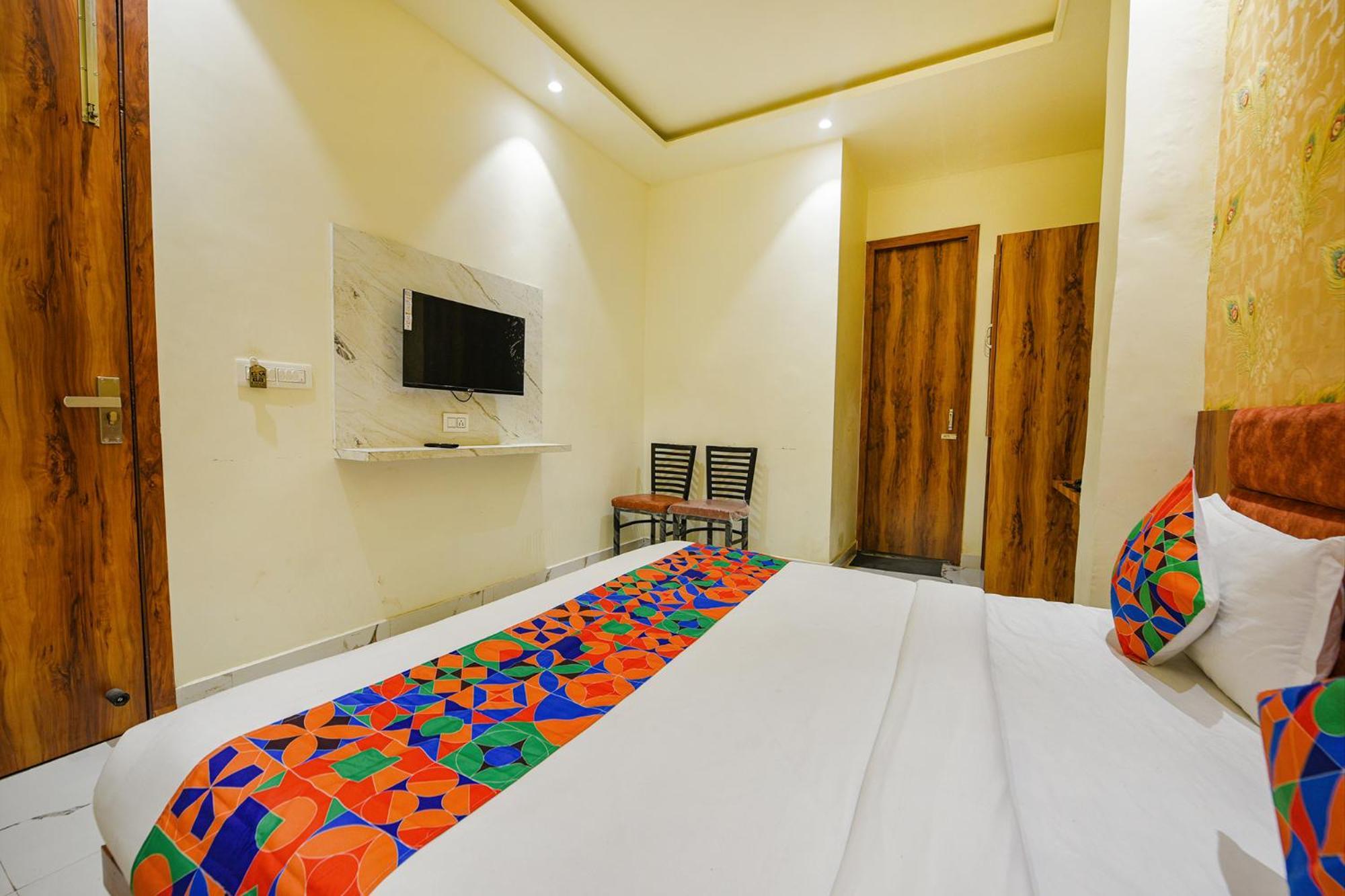 Fabhotel Dm Residency Амритсар Экстерьер фото