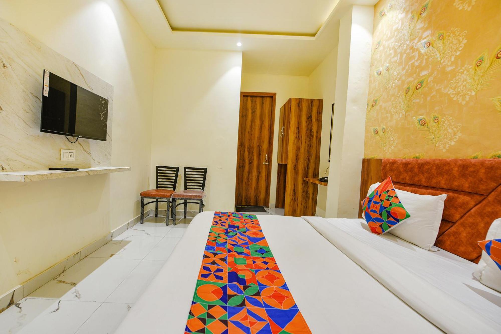 Fabhotel Dm Residency Амритсар Экстерьер фото